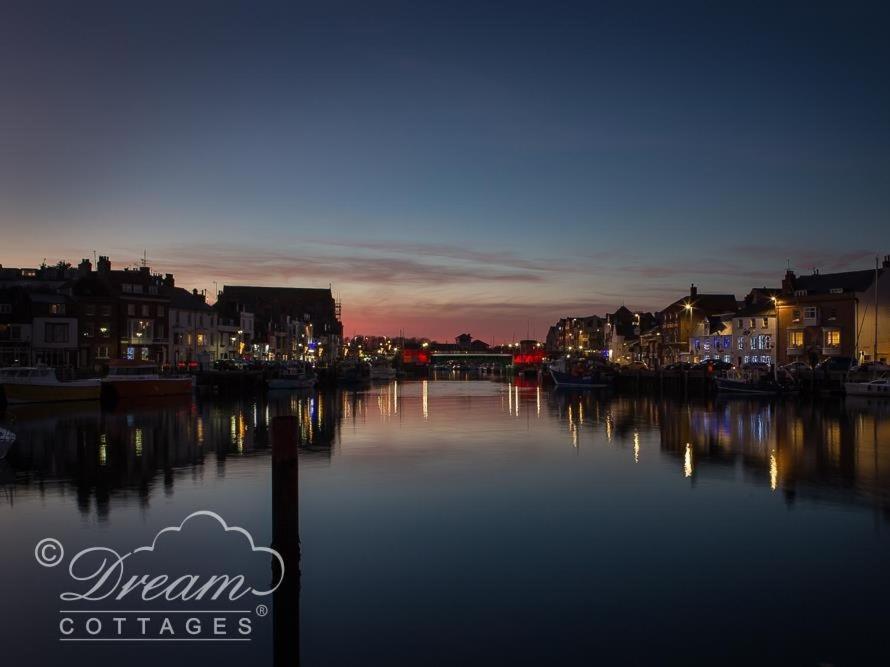 New Boathouse Villa Weymouth Bagian luar foto